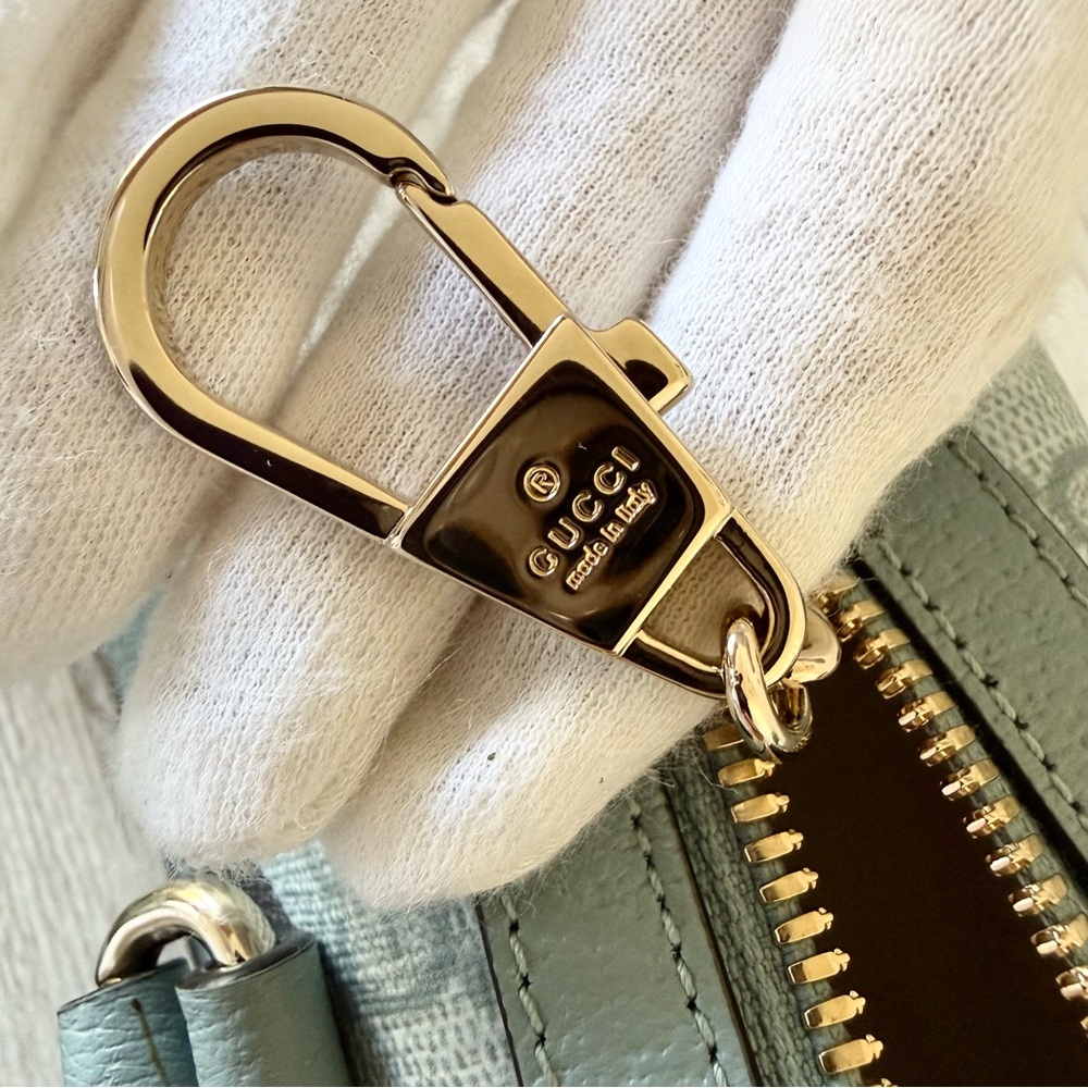 New Gucci GG Supreme mini crossbody bag with Web, blue - Picture 11 of 15